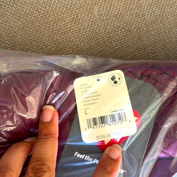 NWT $198 Free People Scrunchy Glossy Pippa Puffer Jacket Wine Oxblood Red LARGE - Picture 8 of 9